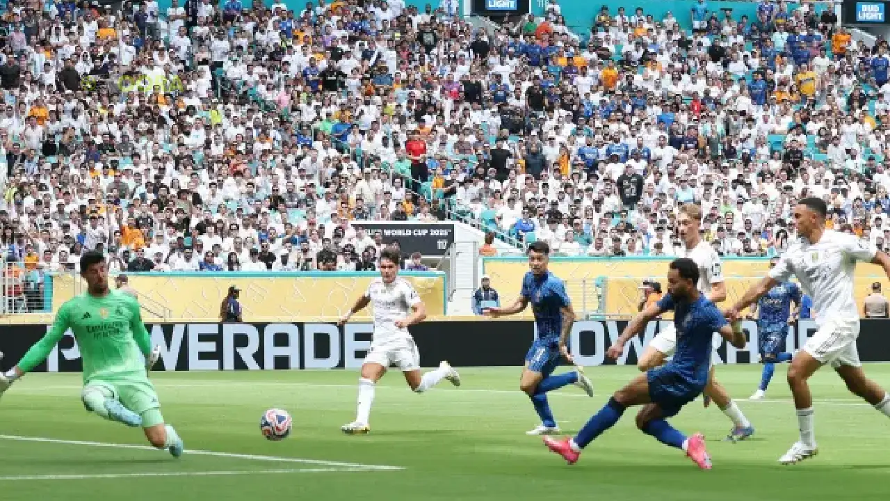 ريال مدريد ضد الهلال